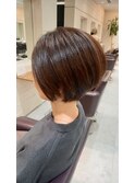 ショートボブ