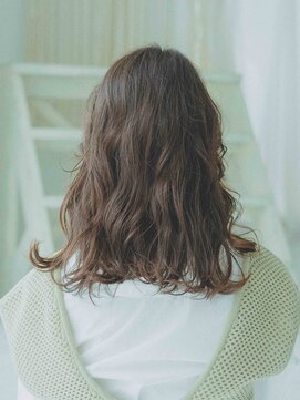 アマリス(Amaris) ミディアムレイヤー20代/30代/40代/50代/庭瀬