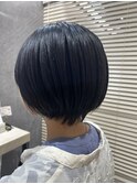 首元が綺麗に見えるショートボブ