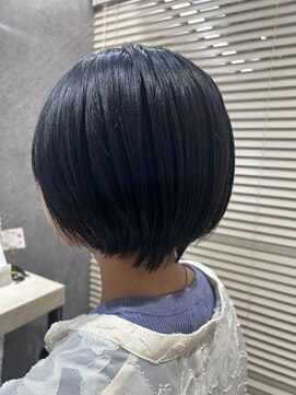 ルプル バイ フェイス 磯子(L'pul by face) 首元が綺麗に見えるショートボブ
