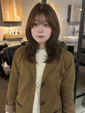 フェリア 梅田(FERIA) くびれるハッシュカット