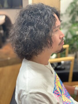 プラヤ(PLAYA) メンズパーマ