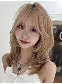韓国風ミルクティーハッシュカットレイヤーカットブリーチ