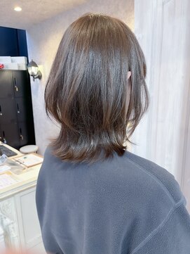 キャアリー(Caary) 福山人気20代30代ブリーチなしグレージュカラー小顔艶髪くびれ