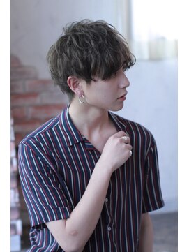 アドール(ADOR) 無造作センターパート【ADOR*HIRO】