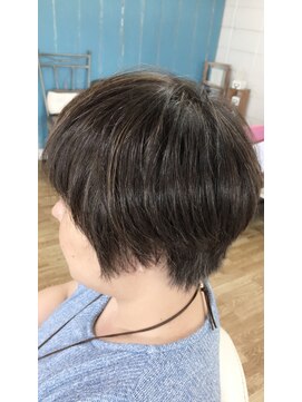 美容室エルカミノ 美シルエットショート