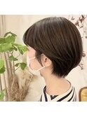 “マッシュショート　ワイドバング　耳掛けショート”中西英美子