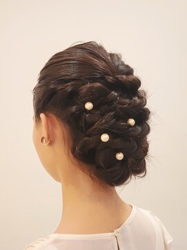 ヘアーデザイン ミヤビ 広尾(HAIR DESIGN MIYABI) ロング　編み込みねじりふんわりセット