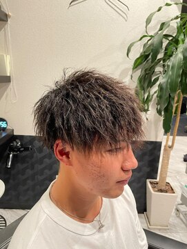 hair salon 華化 ツイストマッシュ