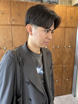 レーヴス(REVES) 大人センターパート　毛流れパーマ