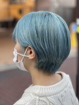 ココ 本八幡(KOKO)&nbsp;#ミルクティーブロンド#ダークブルー#ワンホンレイヤー#髪質改善