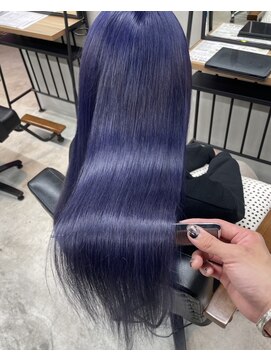 イキプラスディードットログ 大和八木駅前店(ikii+D.Log) ネイビーブルー　ダブルカラー　奈良　橿原　大和八木