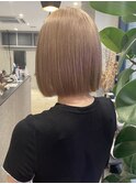 切りっぱなしボブベージュ