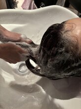Aujuaスパ　【頭皮環境から根本的な髪質改善を】お仕事帰りにリラックスしにいらしてください。