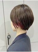 イメチェン☆お洒落丸みショートインナーカラー×チェリーレッド