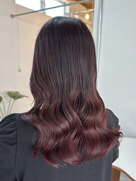 オー(OOO) グラデーション+チェリーレッド