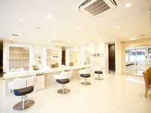 アッシュ 三ツ境店 (Ash)の雰囲気（店内はヨーロピアン調にオーダーメイドされた明るい内装です★）