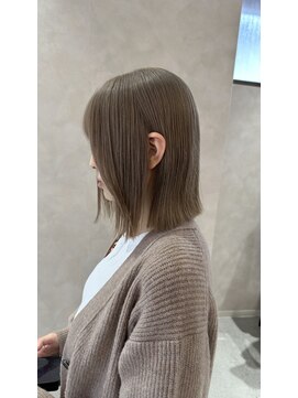 サロンドディバース(Salon de DIVERSE) 切りっぱなし×ミルクティーベージュ