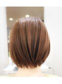 ショートボブ