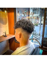 ジョイボックス 東三国店(JOYBOX)&nbsp;スキンフェード×ショートスペインカール