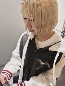 ヌークバイラヴェスト 四日市(neuk by lovest) ハイトーンボブ