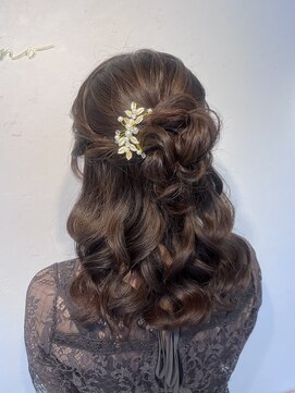 ソノ(sono) ハーフアップ ダウンスタイル お呼ばれヘア イベントヘア