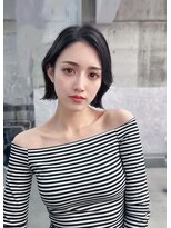 フィヴェント(Fivent)&nbsp;黒髪韓国小顔レイヤーイメチェン暗めオリーブグレークラゲヘアー