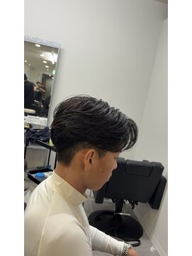 イーラ アメ村店(era) フェザーパーマ