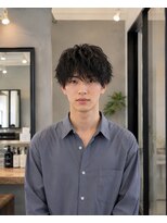 ビーシャイン(B-SHINE) メンズパーマ/メンズカット/シェービング/眉毛/メンズサロン