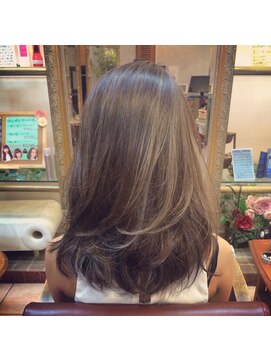 ウィルゴ(VIRGO) 【VIRGO】ハイライトがお洒落なベージュグラデーション