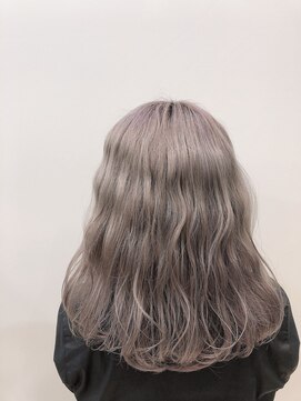 ヴィサージュファイン(VISAGE fine) 透明感抜群！ピンクグレージュ