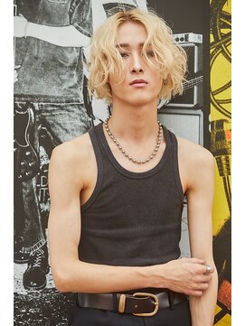 ツーダブルバイフィフス 西梅田店(WW.. by fifth) ニュアンスウェーブロング☆4