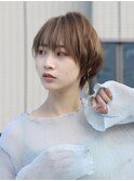 カーキグレージュくびれヘアショート 神保町