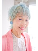 en-te:am 白髪をいかしたオシャレミセス