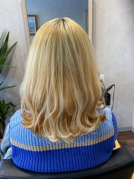 ムム(mum) ホワイトブロンド