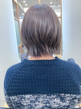 リュクスバトーバイトリコ 船橋南口店(Luxe BATEAU by tricot) 外はねくびれレイヤーボブ/20代30代40代