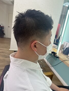 カトレア 海岸通り店 フェードカット