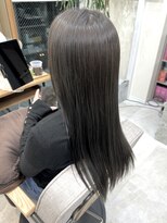 バッカ 横浜桜木町店(BACCA)&nbsp;ロング/グレーアッシュ