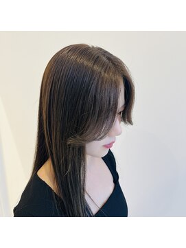 モア 岡崎(more) 前髪、顔周りカット