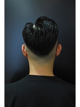 リム(RiM...) フェード/FADE /パーマ/アップバング/ショート/バーバー/MENS