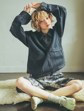 バーノン(VERNON) CURLY LUISE CICCONE【VERNON】058-262-3611