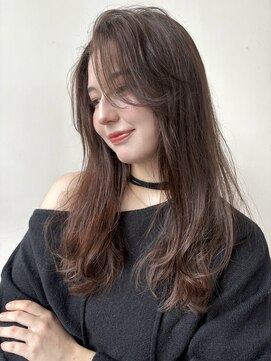 ベル 銀座並木通り店(Belle) シアーグレージュのロングヘア