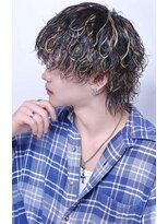 リップス 立川(LIPPS)&nbsp;波巻きパーマ ウルフ ハイライト