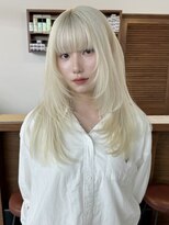 リヴ オオサカ(LIV OSAKA)&nbsp;ホワイトブロンド/ブリーチ2回/トリプルカラー/レイヤーカット