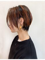 ベラ(Bella)&nbsp;ショートパーマ/アクセントカラー/エアリーミディ