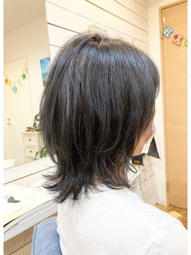 ラニハナクドウ(lanihana.kudo) +＊～ミディーウルフwith暗髪ディープグレー～＊+