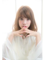 ナンバー デセオ 吉祥寺(N° deseo)&nbsp;濡れ髪　切りっぱなし　オリーブカラー　セミウェットウェーブ