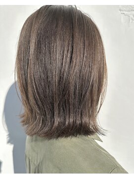 イーストハムアネーロ(EAST HAM anello) くびれボブ/アッシュベージュ