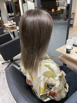 ラフ 難波店(LAFF) #黒髪#ボブルフ#ネビージュ#小顔#ワンレン