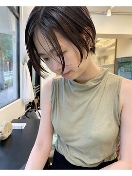 コラン 中目黒(collan) バング長めショートヘア